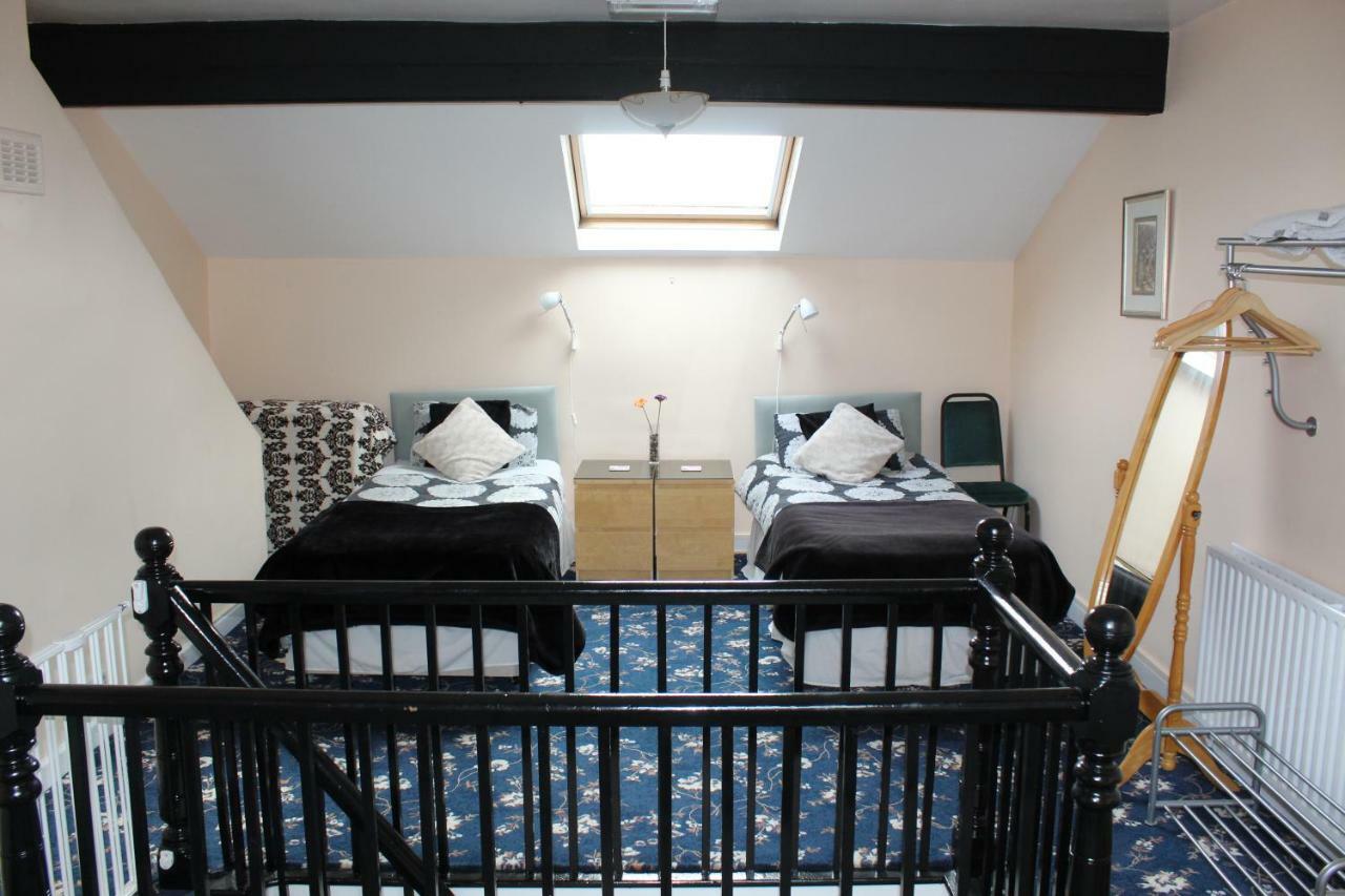 Peakdale Lodge Глоссоп Экстерьер фото